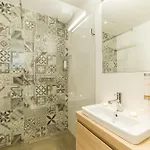 Garni Castle Bridge Český Krumlov