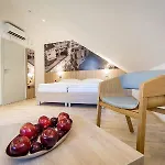 Garni Castle Bridge Hotel 4*