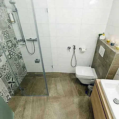 Garni Castle Bridge Otel 4*