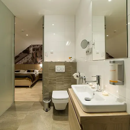 ガルニ キャッスル ブリッジ チェスキー クルムロフ