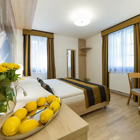 ガルニ キャッスル ブリッジ チェスキー クルムロフ