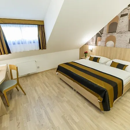 Garni Castle Bridge Hotel Český Krumlov