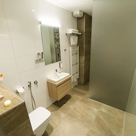 ガルニ キャッスル ブリッジ チェスキー クルムロフ