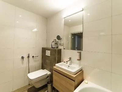 Garni Castle Bridge Český Krumlov