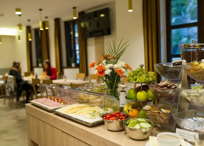 Hotel Garni Castle Bridge